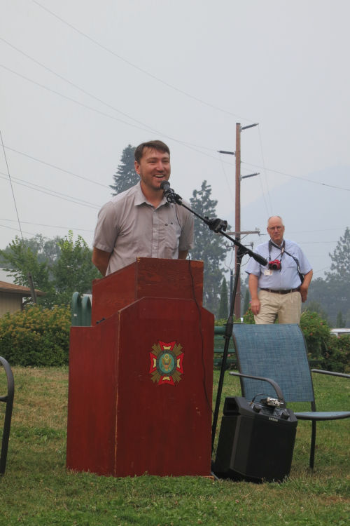 Dave Hedberg speaking while standing behind a podium